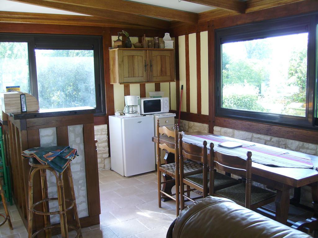 Chambre Chez Corinne Fourneville ห้อง รูปภาพ